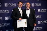 López Riesco recibe la Insignia de Oro 2011 de la Federación de Asociaciones de Radio y Televisión