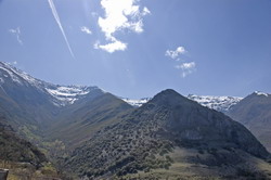 Montes Aquilianos